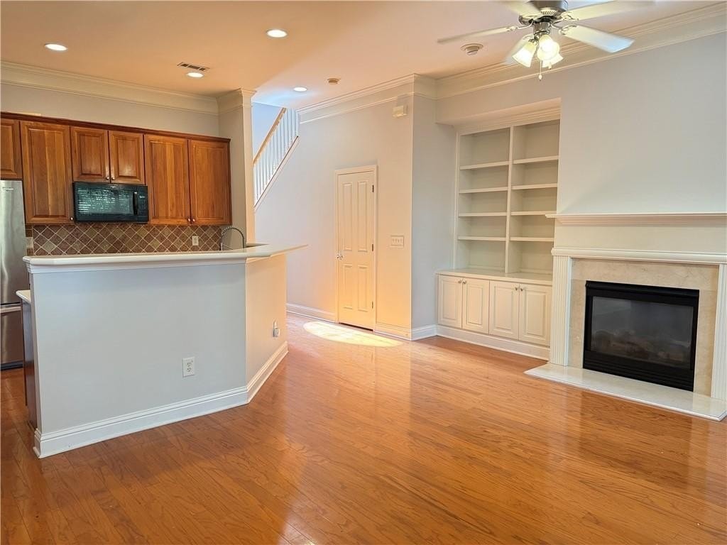 3517 Henderson Reserve - Photo 7 of 26