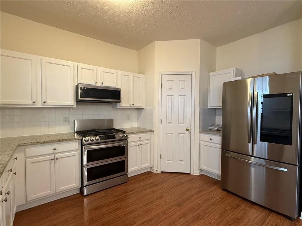 3817 Grovemont Pl - Photo 3 of 17