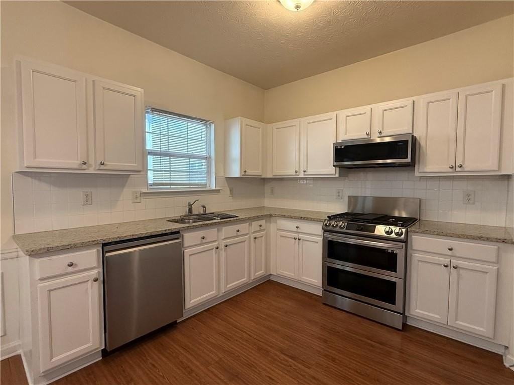 3817 Grovemont Pl - Photo 4 of 17