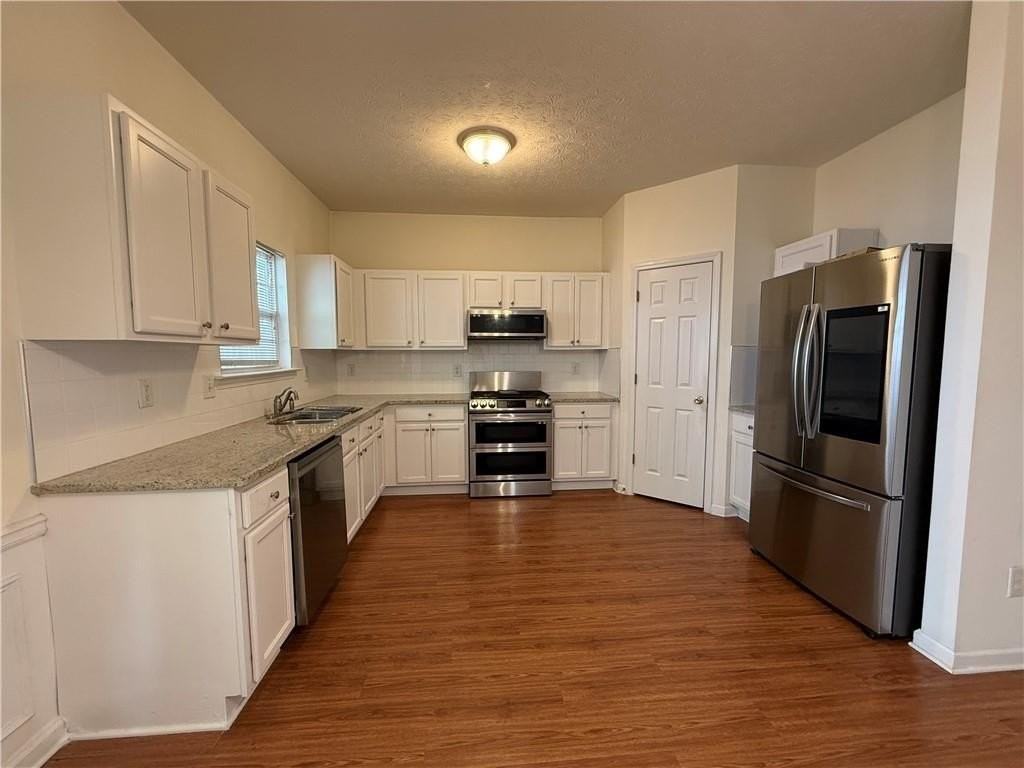 3817 Grovemont Pl - Photo 5 of 17
