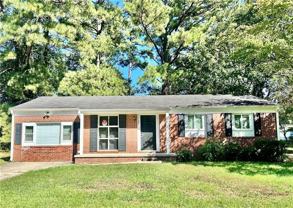1223 Pineglen Dr - Photo 1 of 1