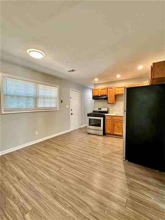 1223 Pineglen Dr - Photo 5 of 11