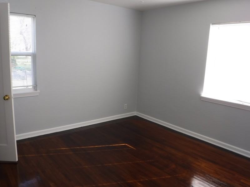 1036 S Pueblo St - Photo 5 of 10