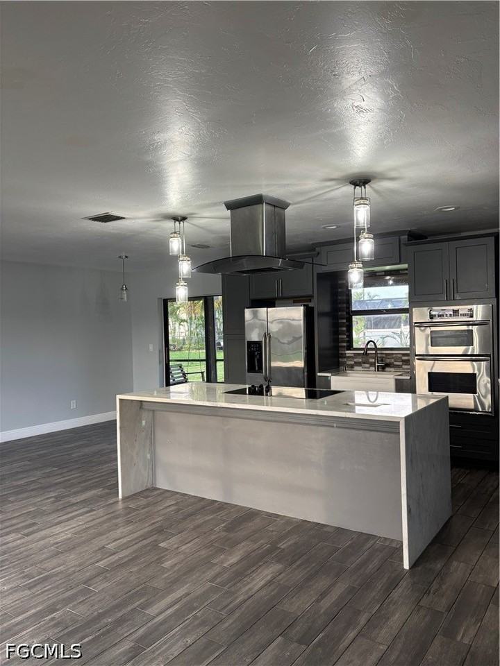 1318 Sw 9th Ave - Photo 4 of 29