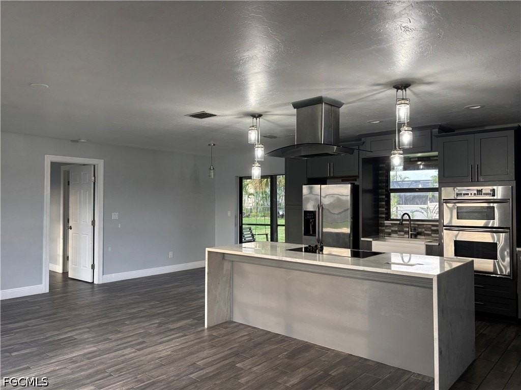 1318 Sw 9th Ave - Photo 6 of 29