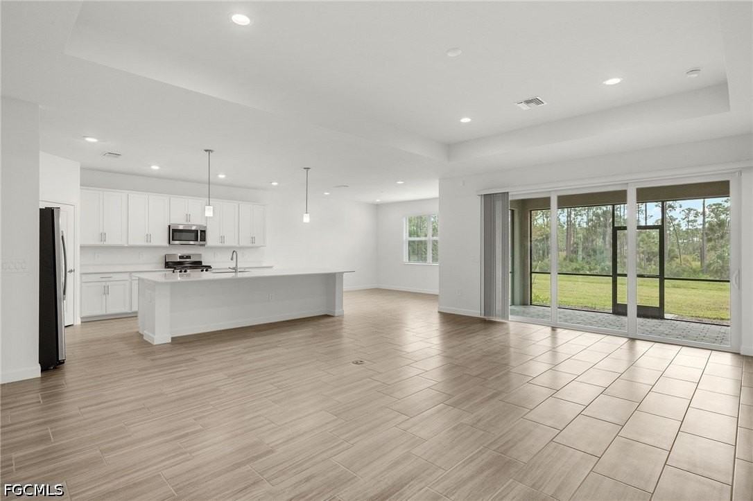 15263 Jadestone Dr - Photo 7 of 26