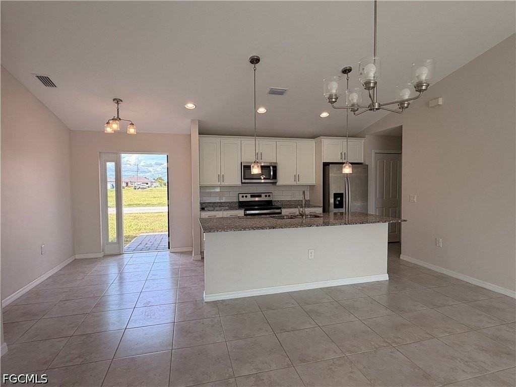 318 Nw 20th St - Photo 4 of 25