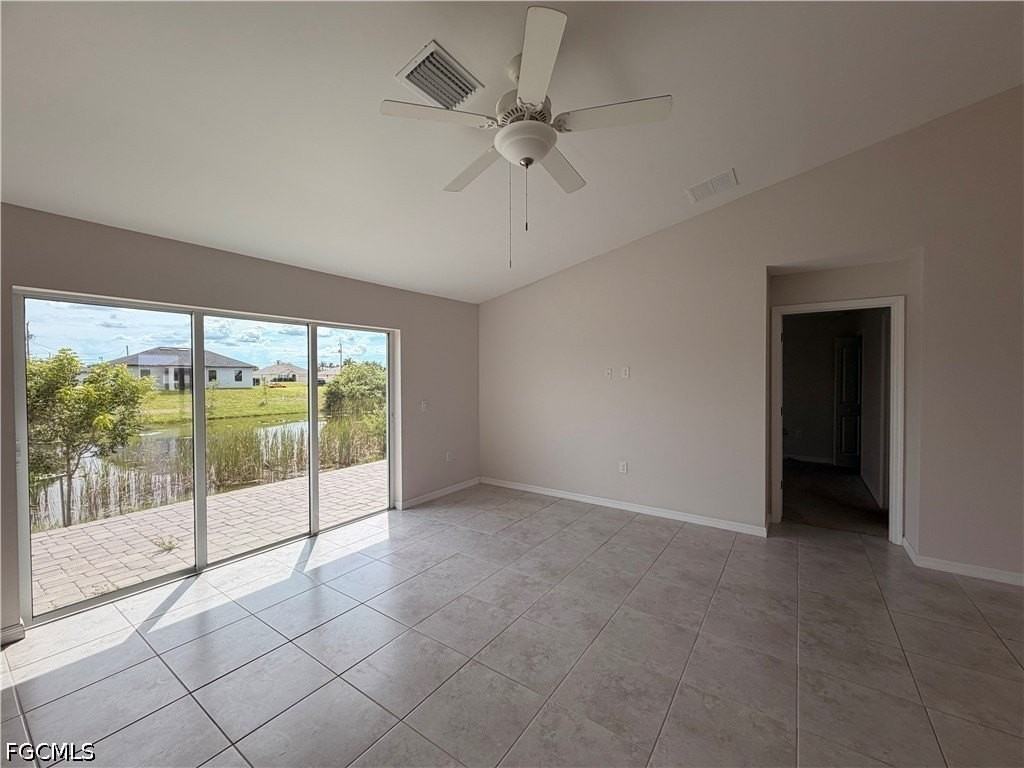 318 Nw 20th St - Photo 5 of 25
