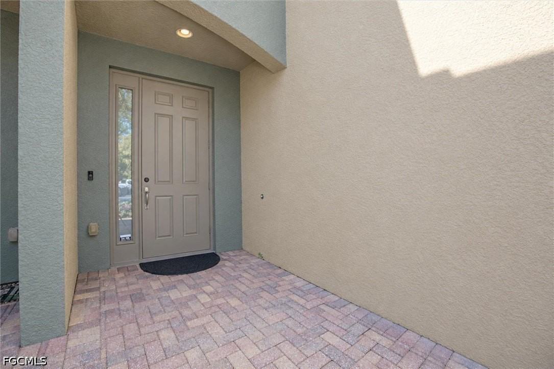 3231 Cottonwood Bnd #303 - Photo 4 of 28