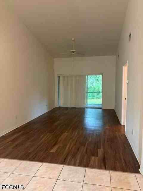 707 Se 24th Ave #4 - Photo 4 of 12