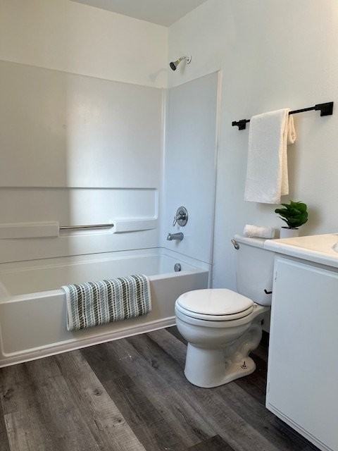 155 Ne Craven Rd - Photo 6 of 9