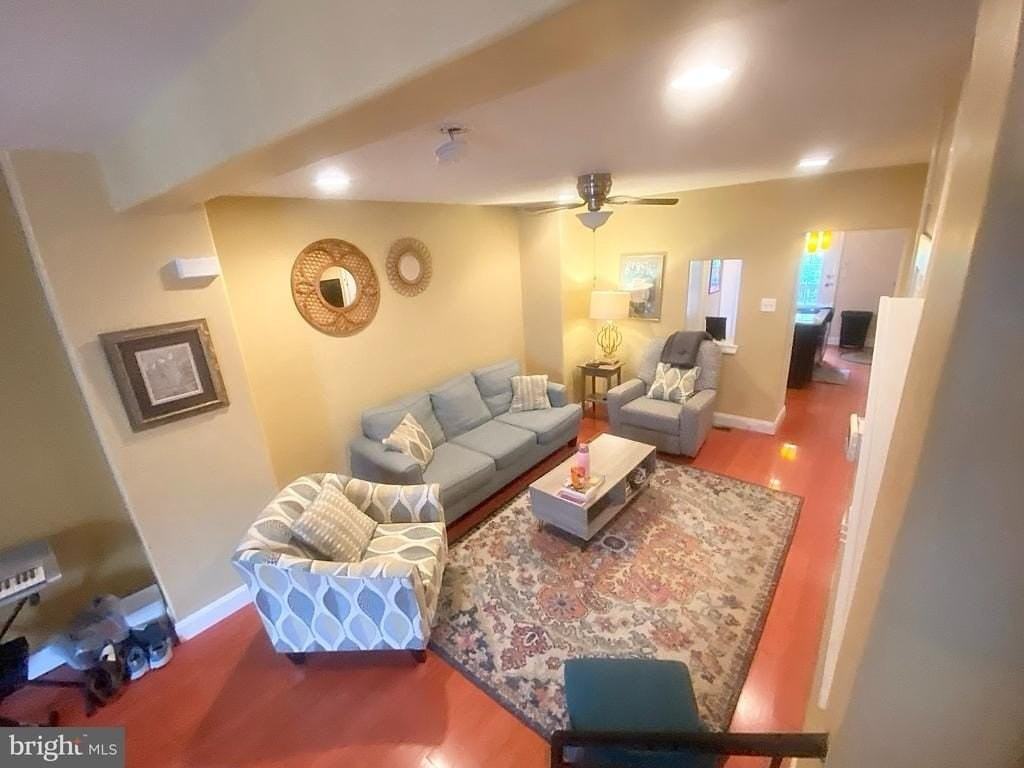 4323 Dexter St - Photo 4 of 23