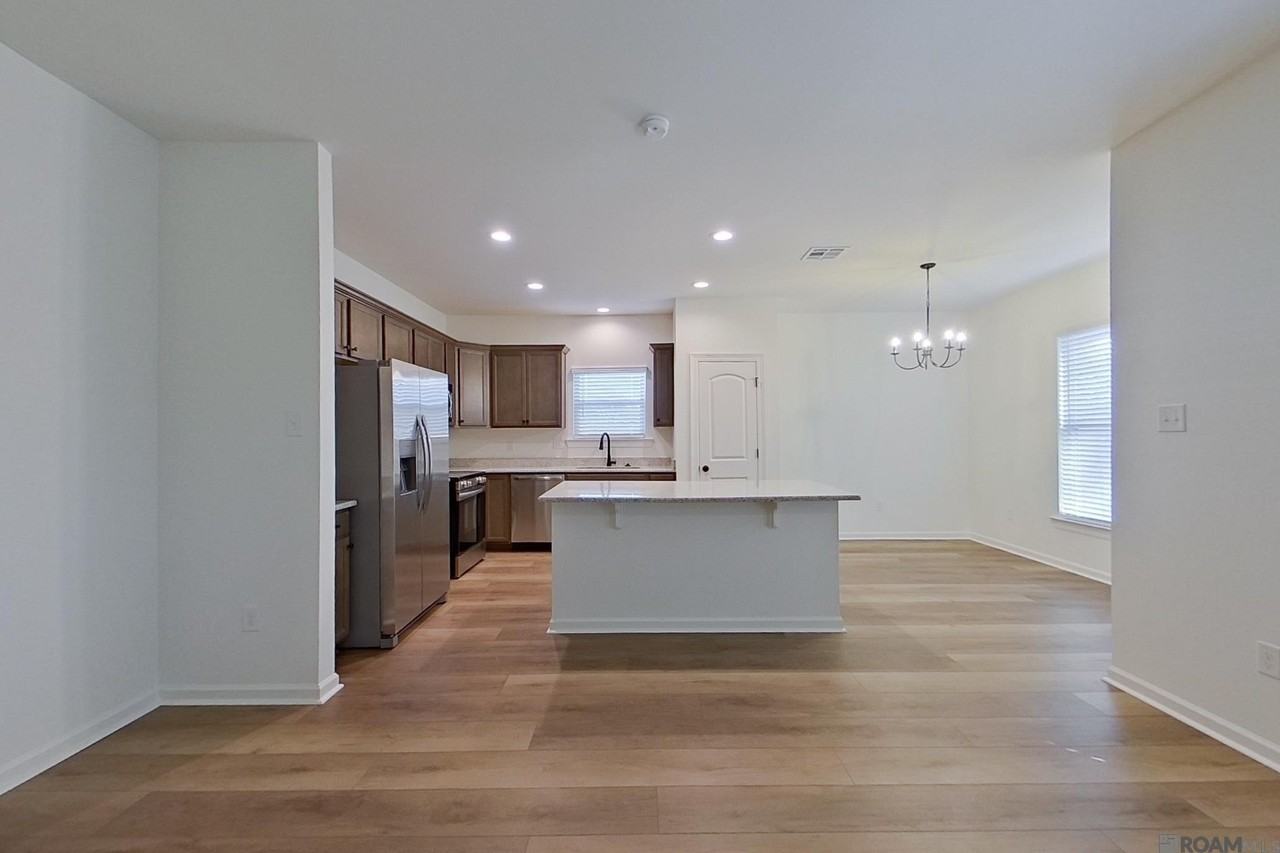 110 Hendrix Rd - Photo 3 of 19