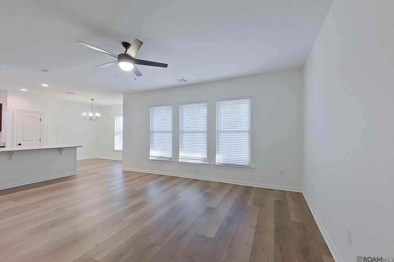 110 Hendrix Rd - Photo 6 of 19