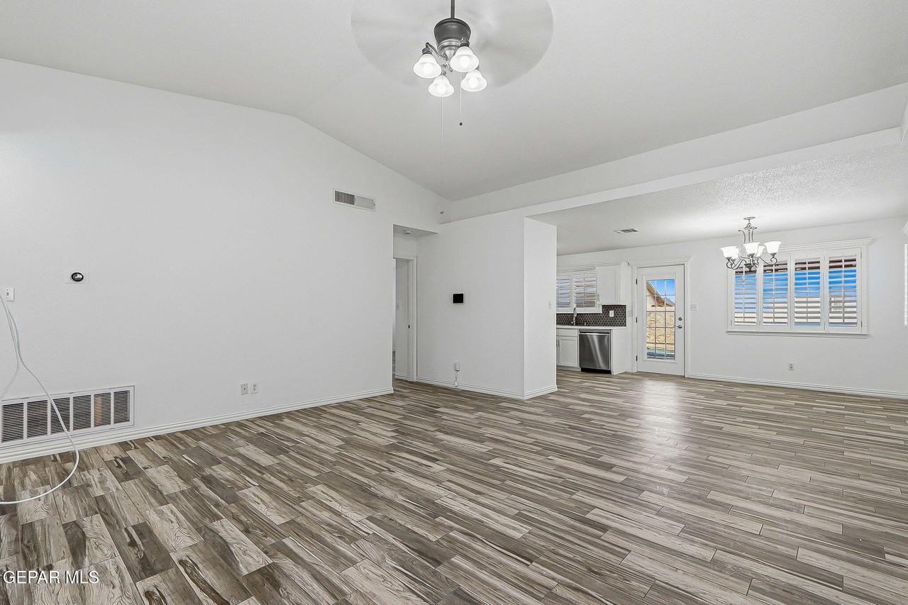 12589 Tierra Dura Dr - Photo 6 of 30