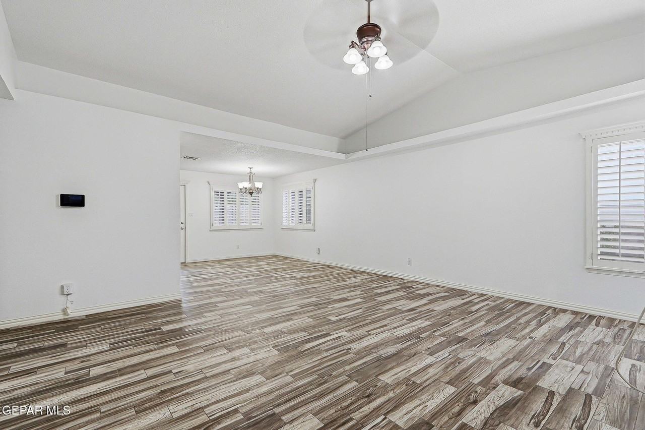 12589 Tierra Dura Dr - Photo 7 of 30