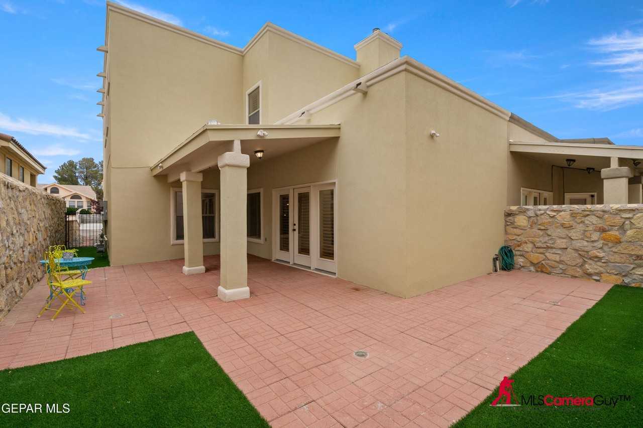 5721 Caprock Ct #A - Photo 6 of 35