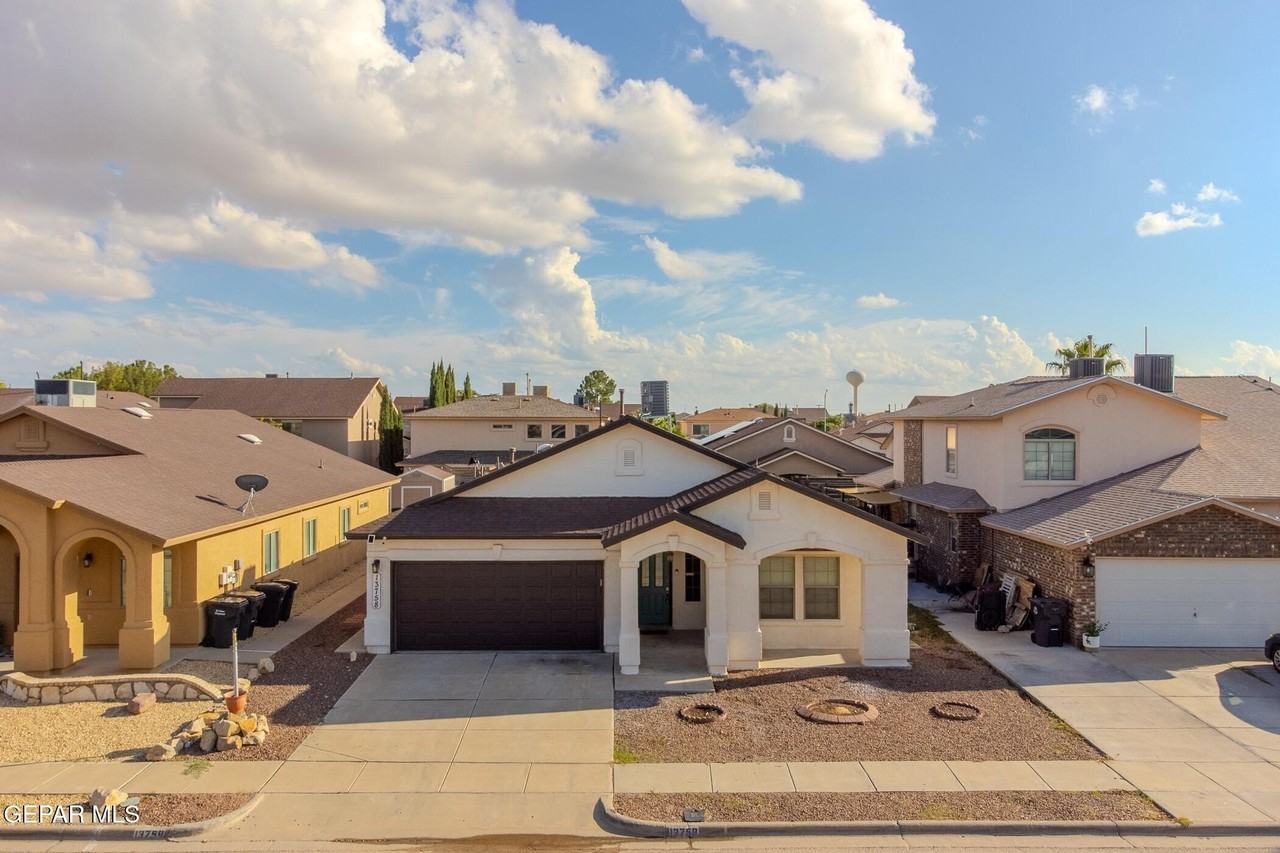 13758 Paseo Las Nubes Dr - Photo 3 of 50
