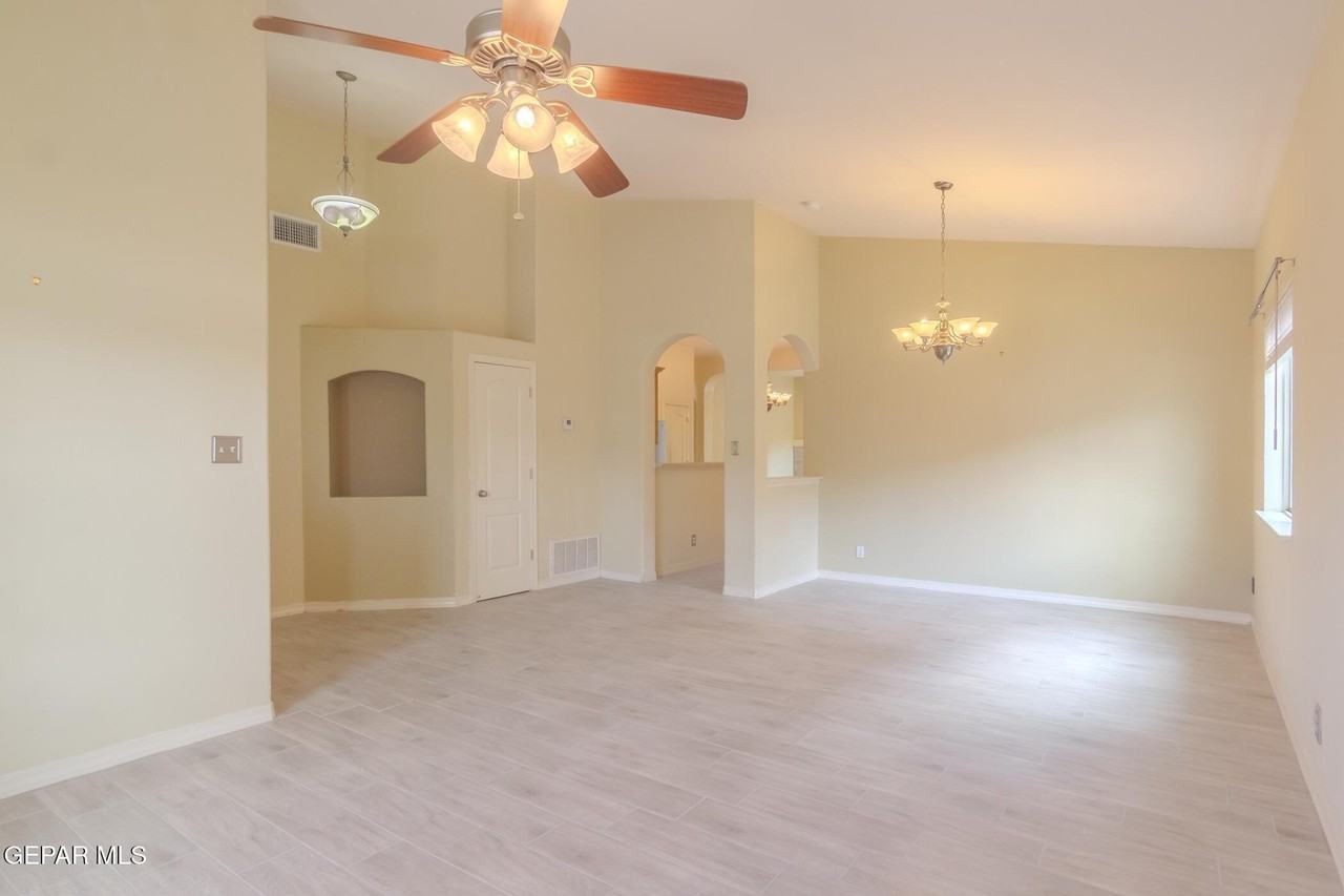 13758 Paseo Las Nubes Dr - Photo 6 of 50