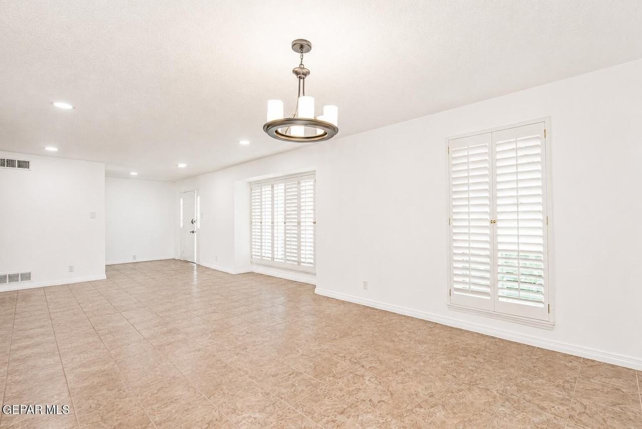 5051 Montoya Dr - Photo 6 of 50