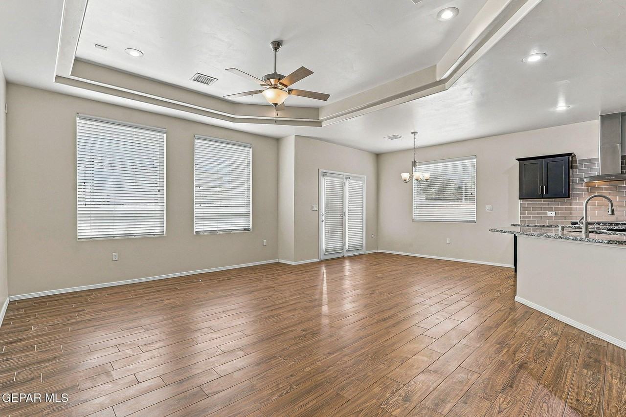 12328 Joe Gomez Ave - Photo 4 of 30