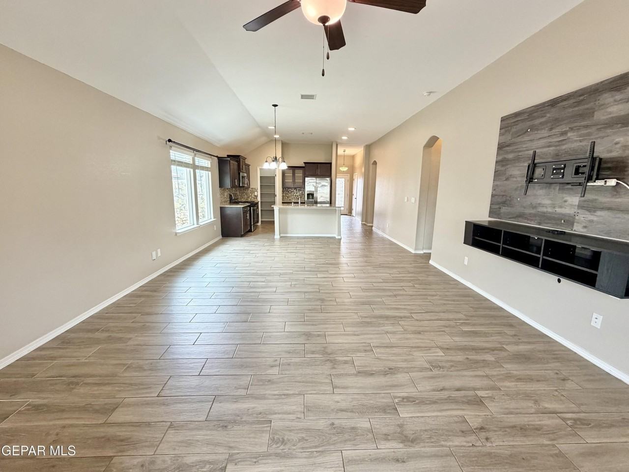 14908 Tierra Coruna Ave - Photo 5 of 36