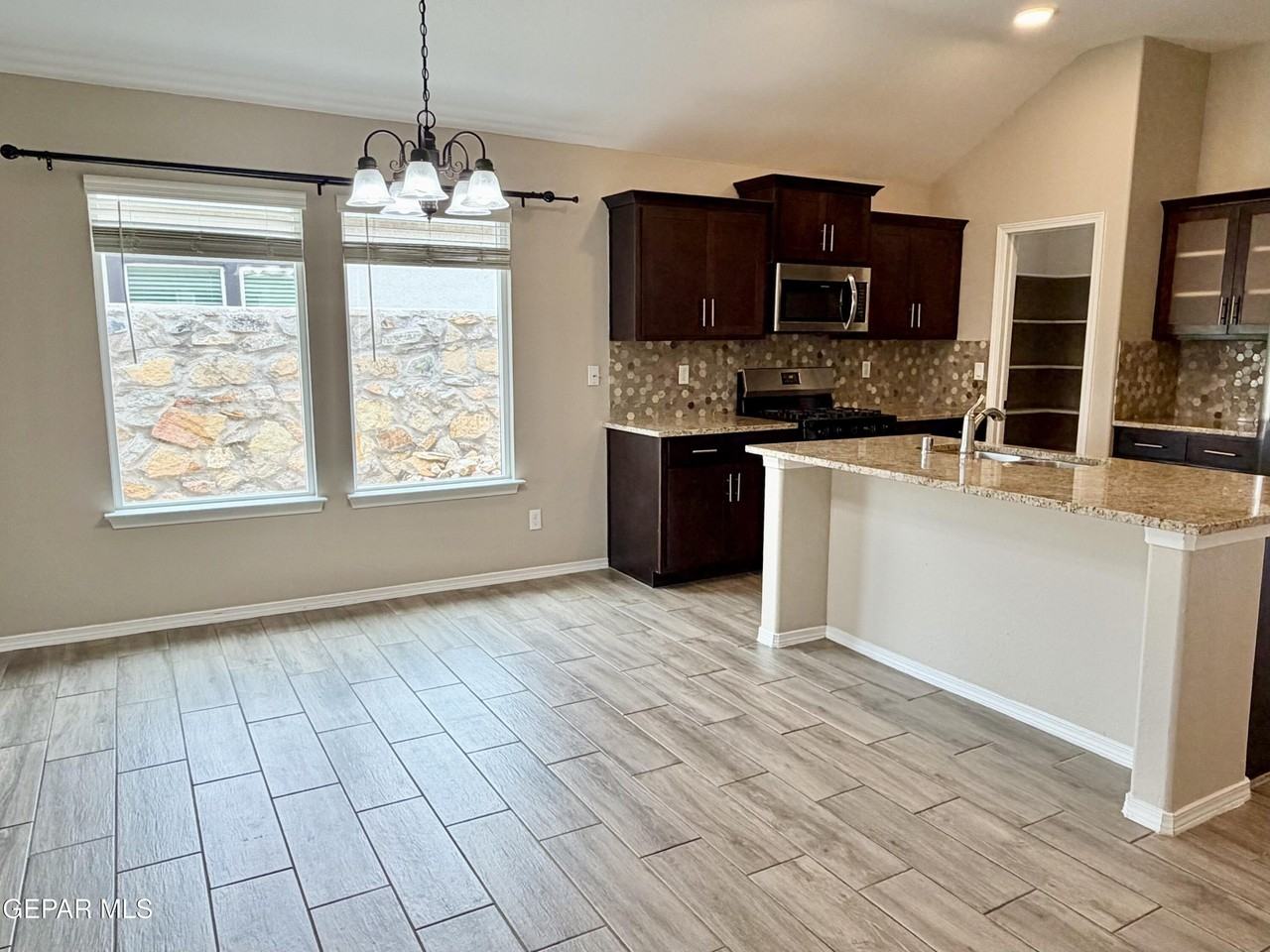 14908 Tierra Coruna Ave - Photo 7 of 36