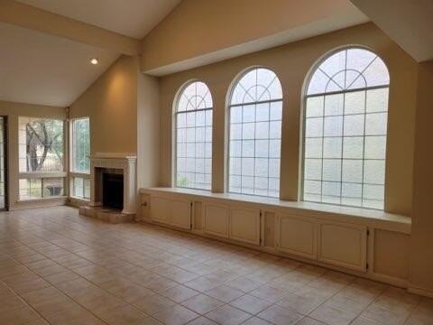 1027 Los Jardines Cir - Photo 4 of 39