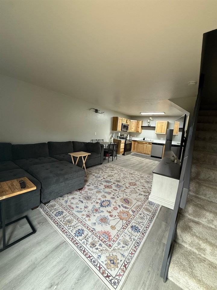 2803 Wilson St #2 - Photo 3 of 14