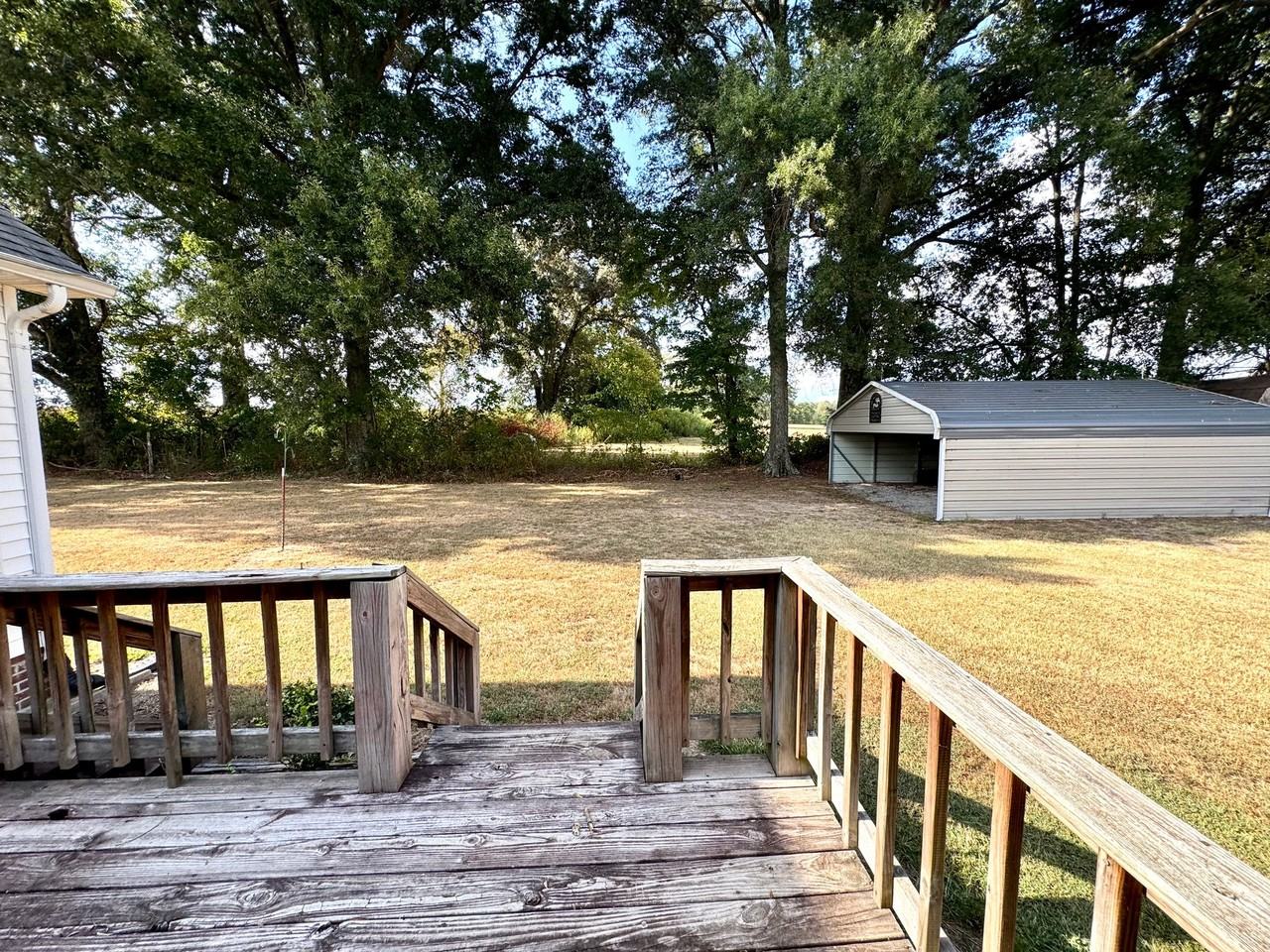 467 Evergreen Cir - Photo 3 of 19