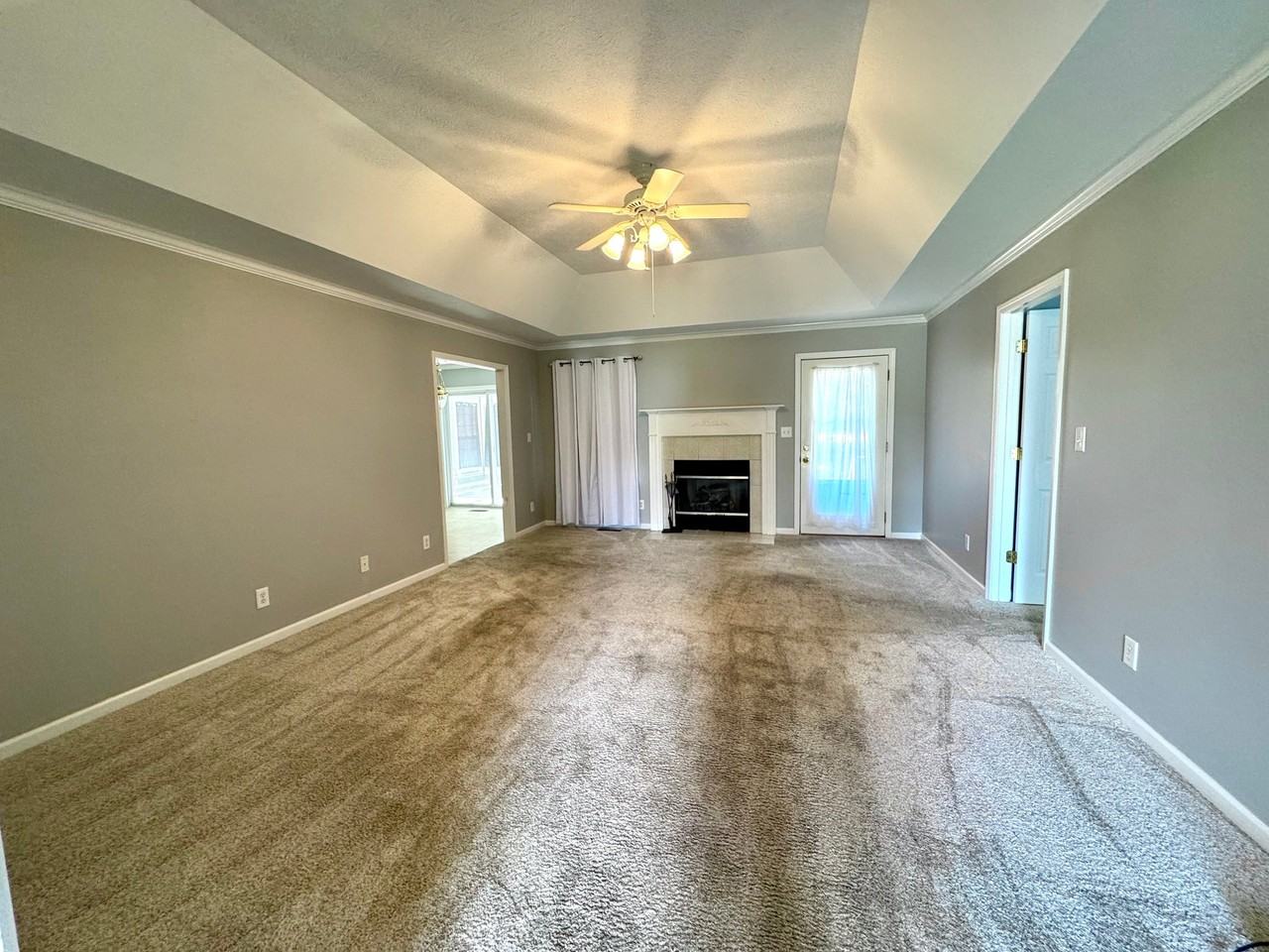 467 Evergreen Cir - Photo 5 of 19