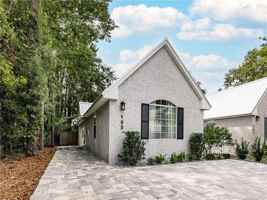 featured image of 105 Palmetto St