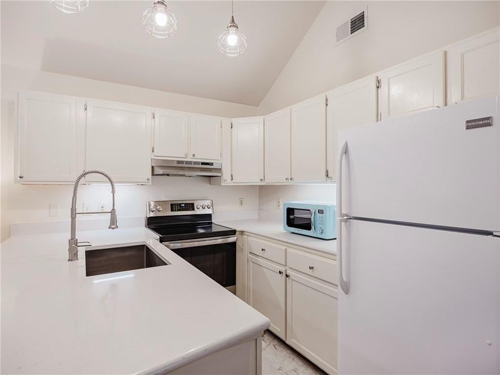 105 Palmetto St - Photo 5 of 14