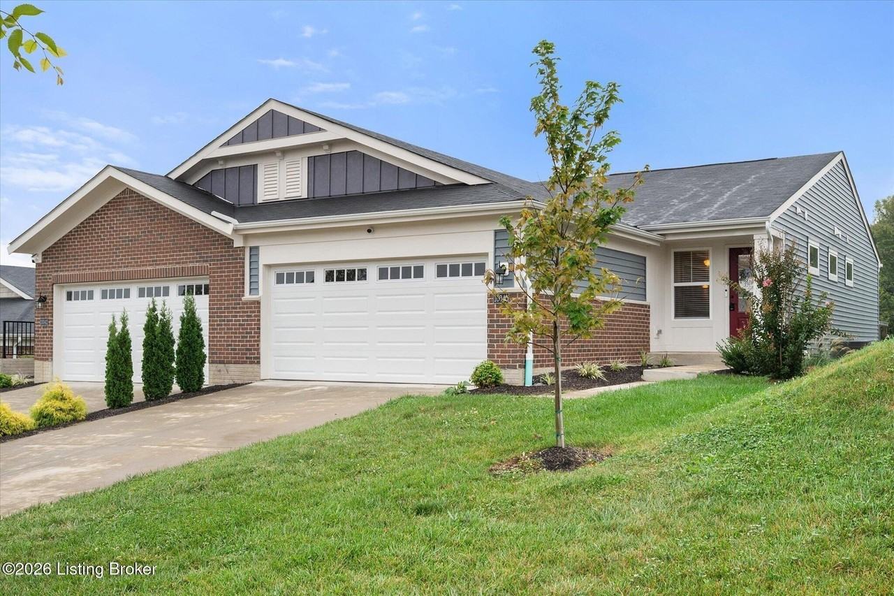 10040 Windcrest Farms Ln - Photo 4 of 38