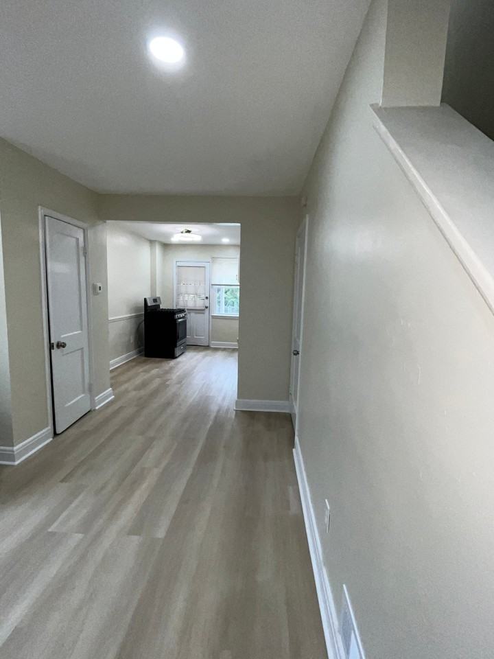 5533 Nome Ave - Photo 2 of 19