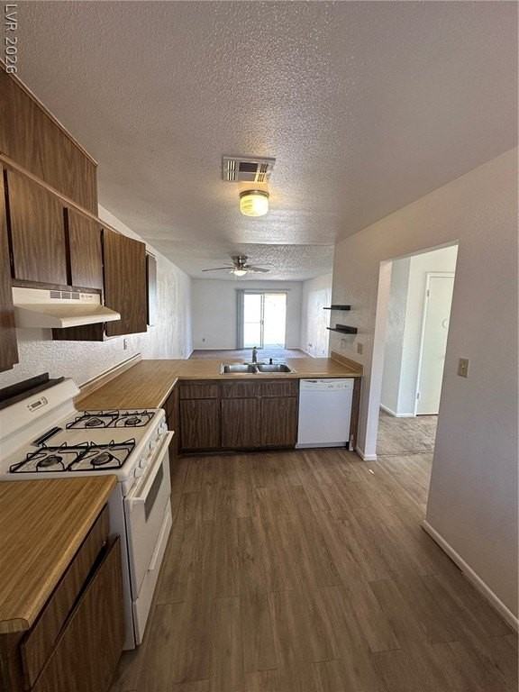 547 E Barrett St #0 - Photo 3 of 25