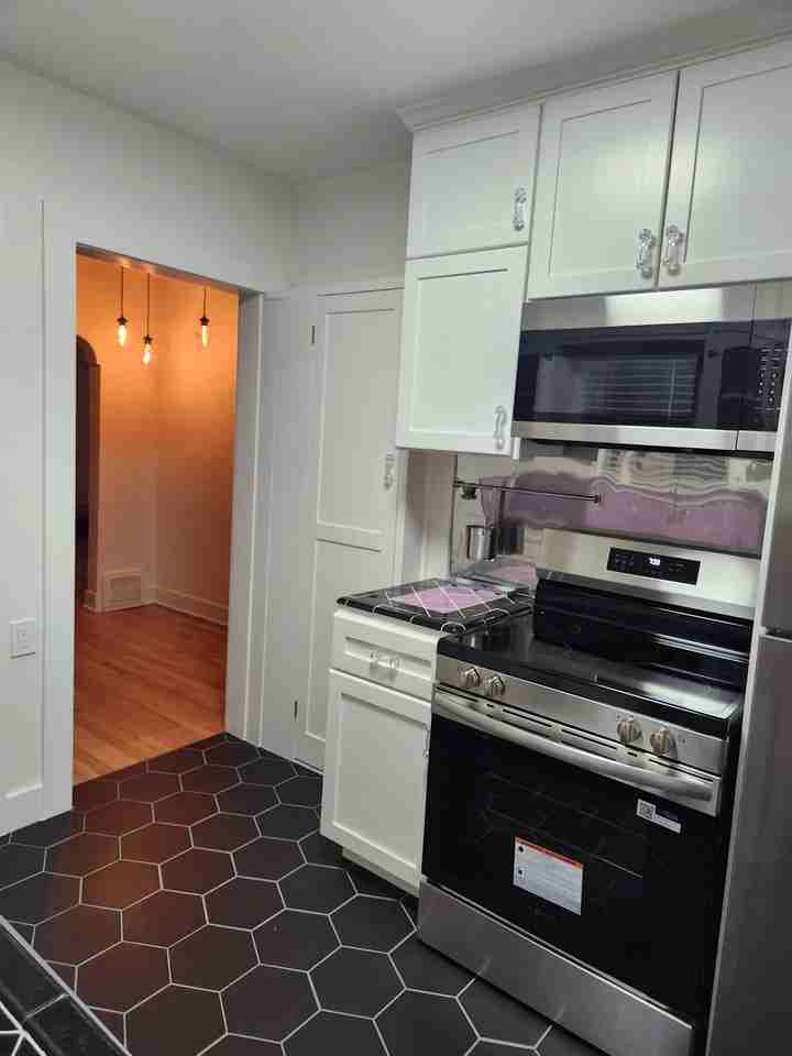 602 Roberts St #A - Photo 6 of 13