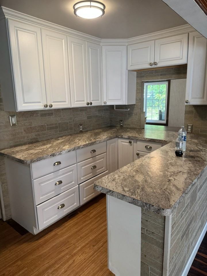3350 S Gladwin Rd - Photo 4 of 20