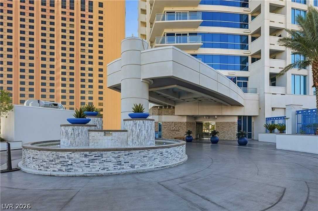 2700 Las Vegas Blvd S #707 - Photo 2 of 22