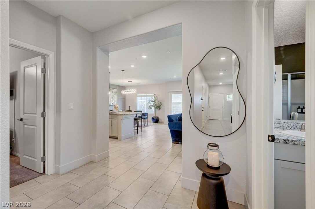 10760 Hickam Ave - Photo 3 of 38