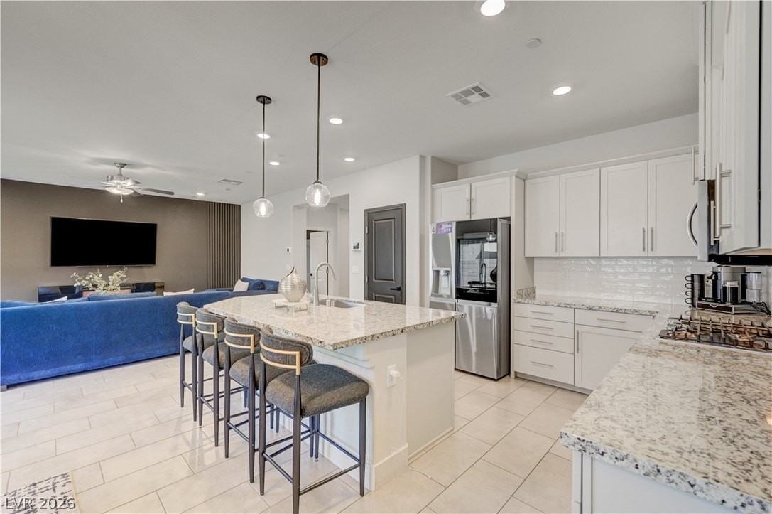 10760 Hickam Ave - Photo 6 of 38