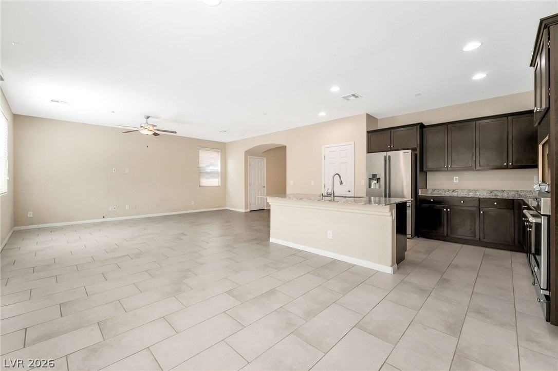 2915 Caxton Grove Dr - Photo 5 of 25