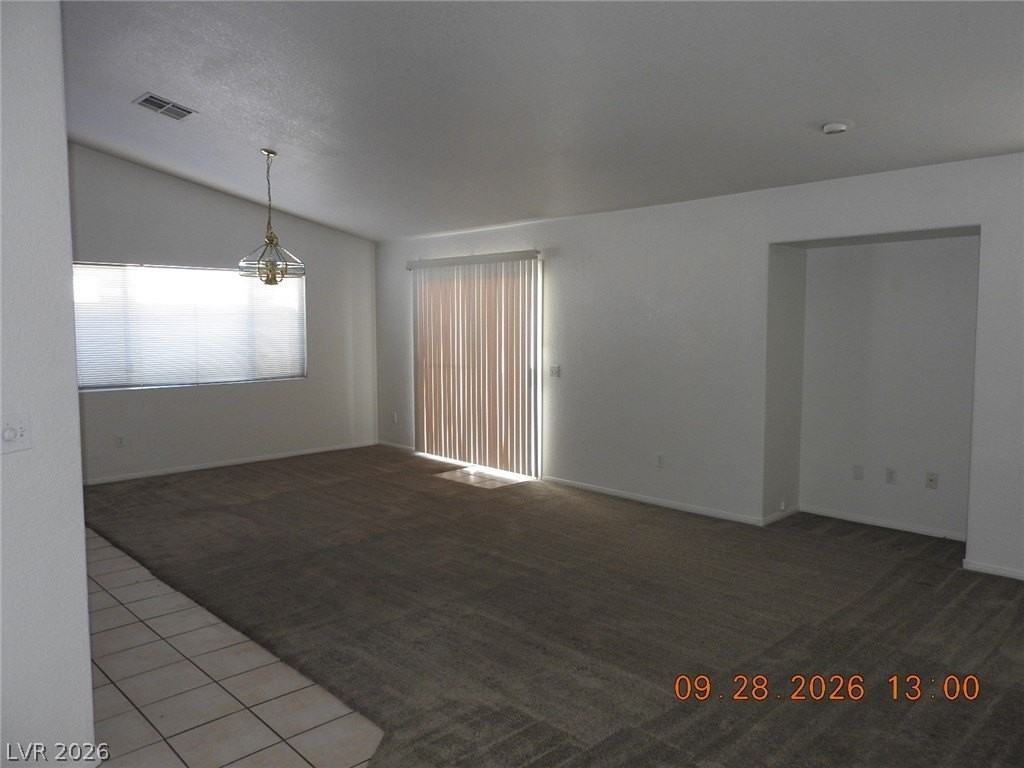 5324 Acacia Grove St - Photo 6 of 26