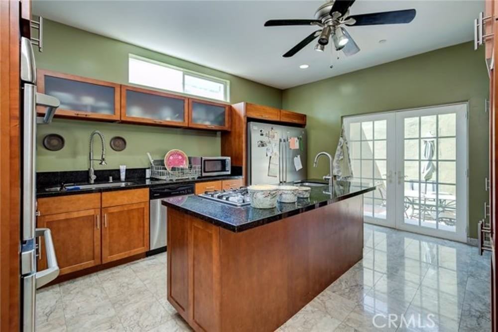 4045 Tilden Ave - Photo 5 of 6