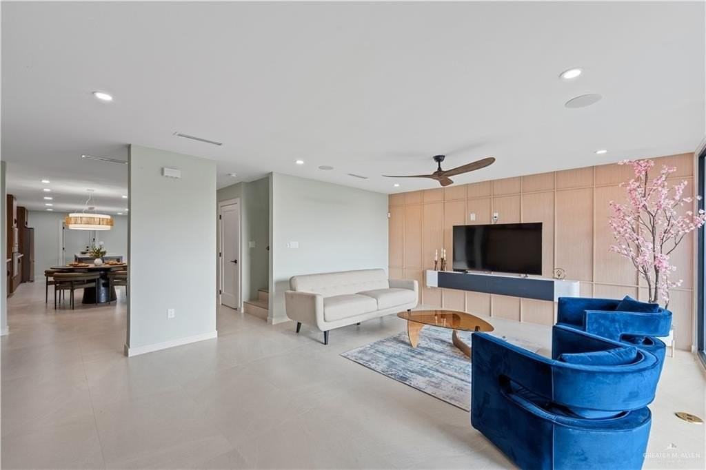 1420 S 7th Ave - Photo 3 of 34