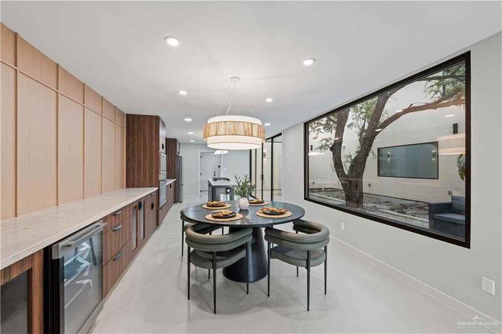1420 S 7th Ave - Photo 6 of 34
