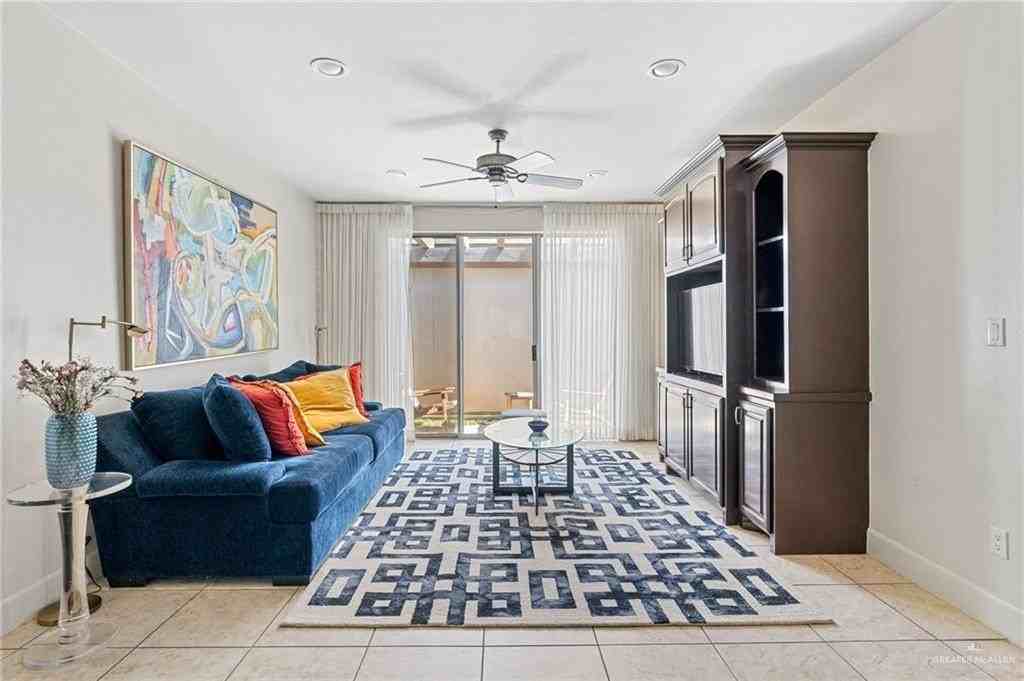3837 S D St - Photo 3 of 16
