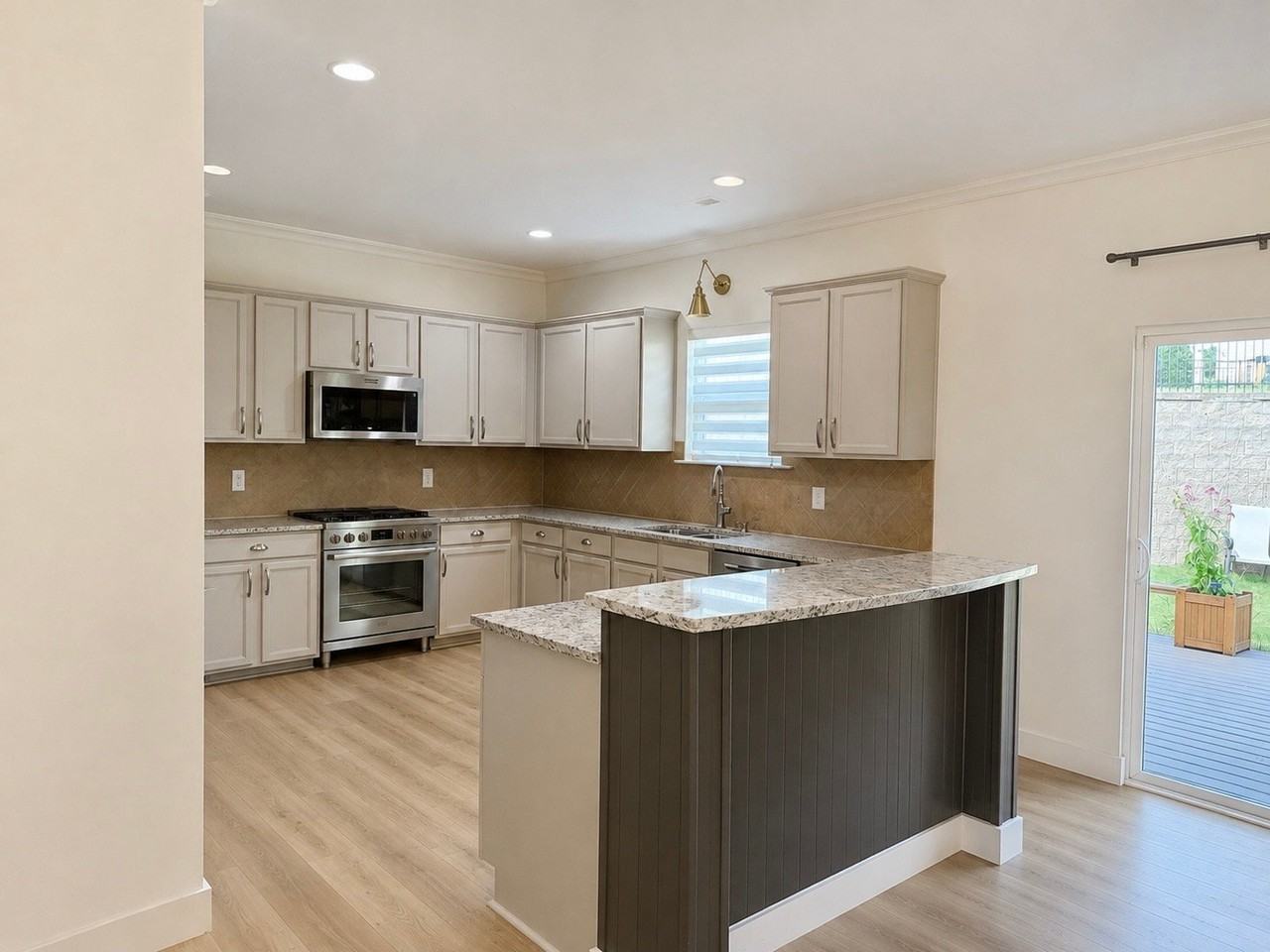 8145 Hovingham Way - Photo 3 of 20