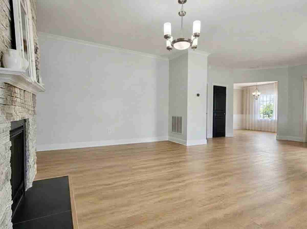 8145 Hovingham Way - Photo 4 of 20