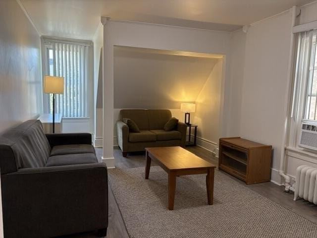 815 Church St - Photo 2 of 11